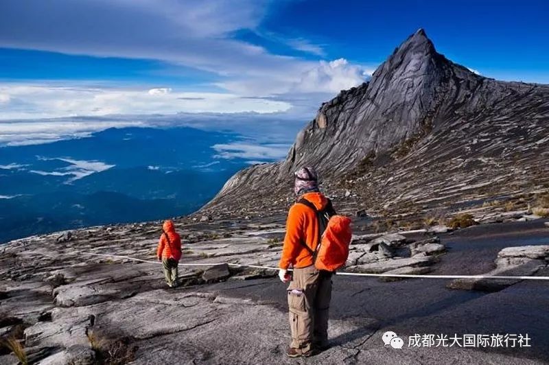攀登固定：挑战极限，征服高峰的不朽传奇