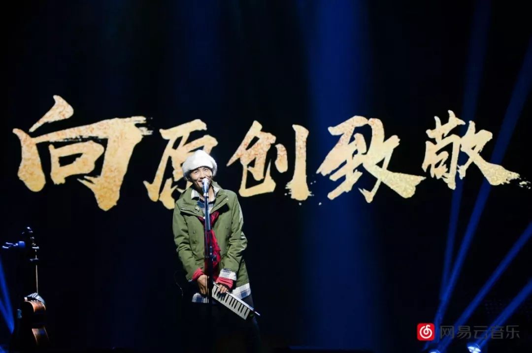 最后的据点：孤独与坚守，终将迎来希望与胜利