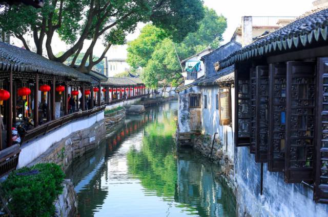 免费下载筑梦水乡：漫步古镇美景，感受水乡生活之美