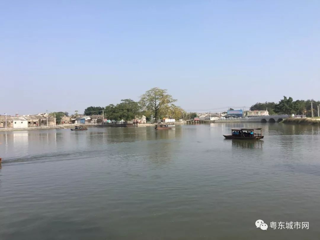 水乡小镇官方下载：畅游古色水乡，享受别样风情体验