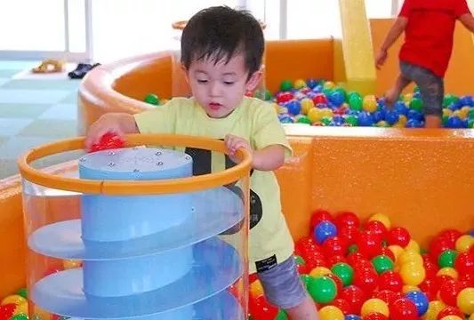 乐园农场: 养小绵羊的欢乐游戏