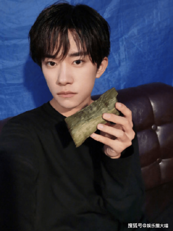 如何教授直男朋友成功地追求女孩